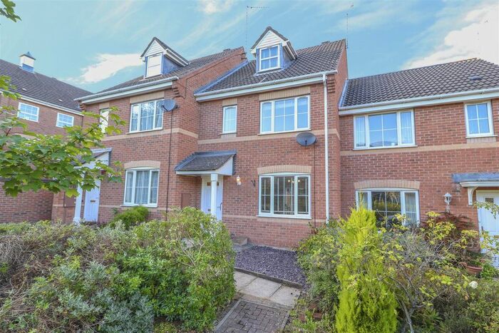 3 Bedroom Terraced House To Rent In Peckstone Close, Coventry, CV1