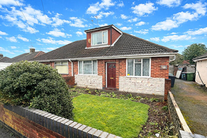 3 Bedroom Semi-Detached Bungalow For Sale In Renison Road, Bedworth, CV12
