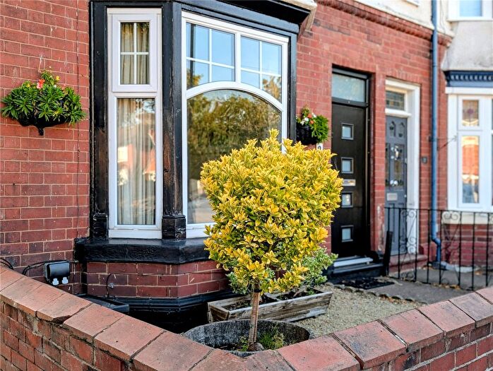 4 Bedroom Semi-Detached House For Sale In Imperial Avenue, Kidderminster, Worcestershire, DY10