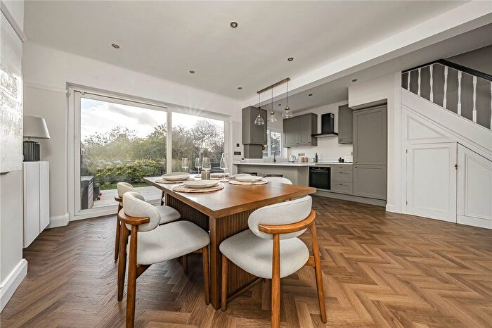 3 Bedroom Terraced House For Sale In Bramshaw Rise, New Malden, KT3