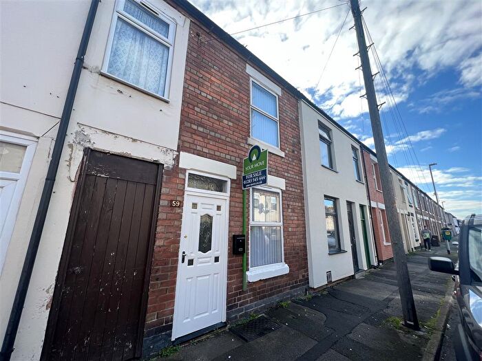 2 Bedroom House To Rent In Broadway Street, Burton-On-Trent, DE14