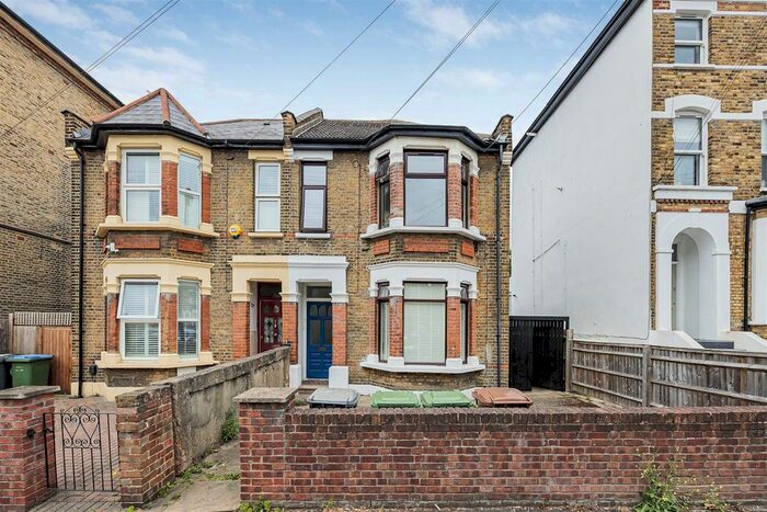 2 Bedroom Flat To Rent In North Birkbeck Road, London, E11