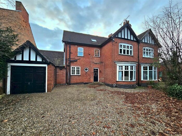 4 Bedroom Semi-Detached House To Rent In Uppingham Road, Thurncourt, Leicester, LE5