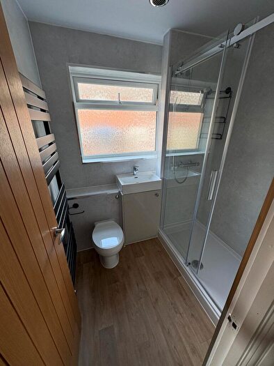 2 Bedroom End Of Terrace House To Rent In Runnymede Road, Yeovil, BA21