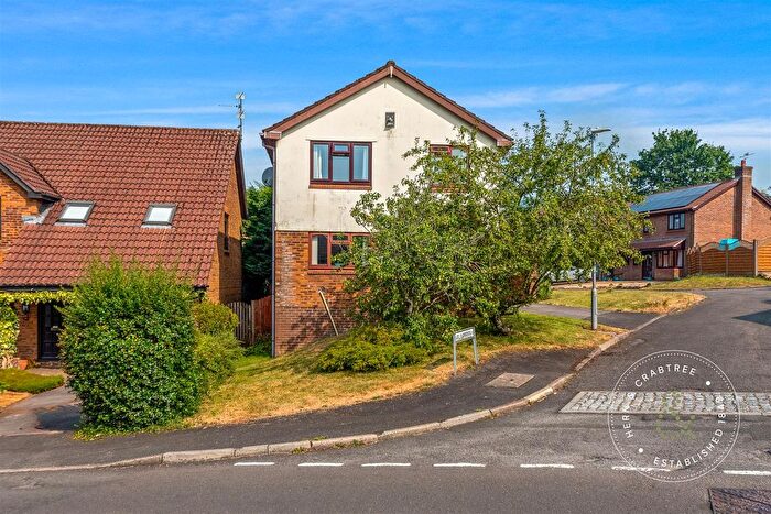 4 Bedroom Detached House For Sale In Heol Y Cadno, Thornhill, Cardiff, CF14
