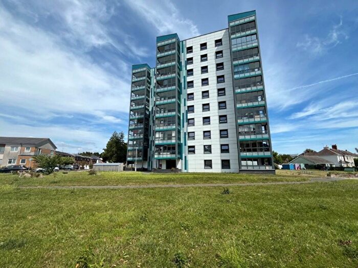 1 Bedroom Flat For Sale In Sterte Court, Sterte Close, Poole, BH15