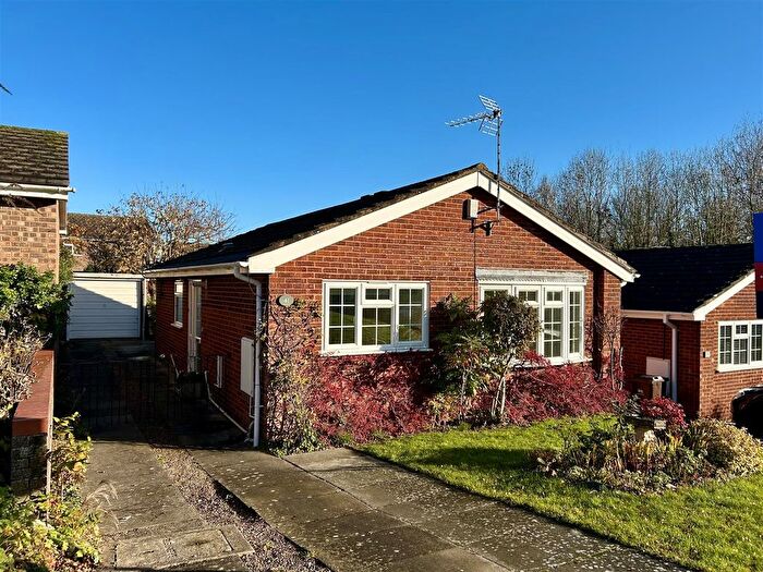 2 Bedroom Detached Bungalow To Rent In Fruitlands, Malvern, WR14