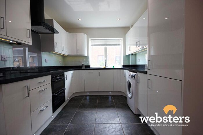 3 Bedroom Detached House To Rent In Goodson Road, Norwich, NR7