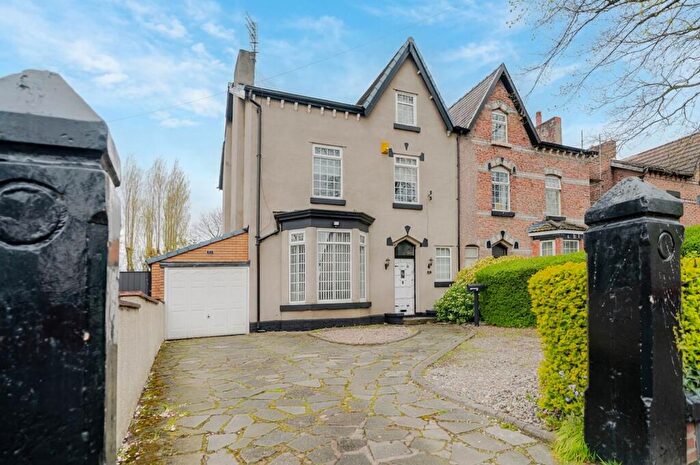 7 Bedroom Semi-Detached House For Sale In Albert Drive, Orrell Park, L9