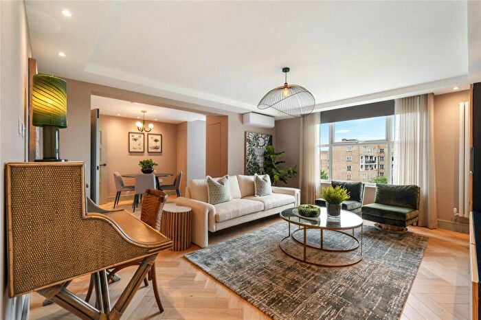 3 Bedroom Apartment To Rent In St. Johns Wood Park, London, NW8