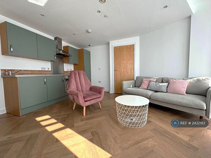 2 Bedroom Flat To Rent In Echo Central, Leeds, LS9