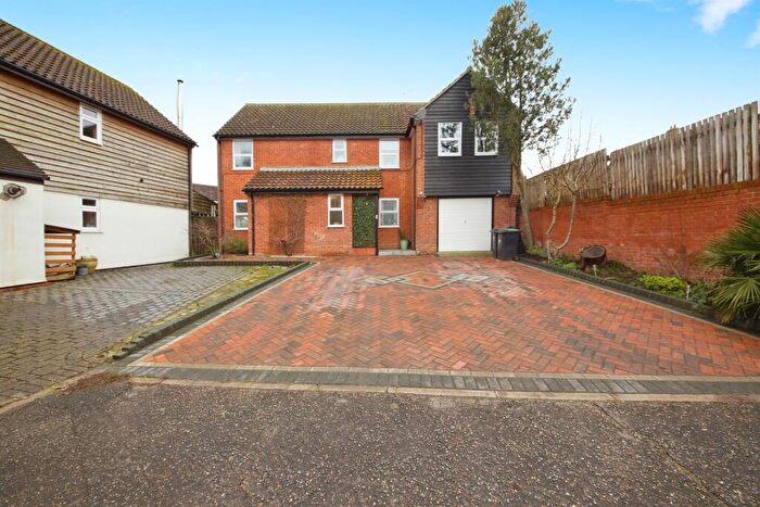 5 Bedroom Detached House For Sale In The Beadles, Little Hallingbury, Bishop's Stortford, CM22