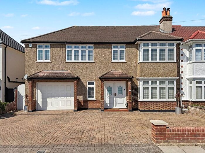 6 Bedroom Semi Detached House For Sale In Grosvenor Road, Petts Wood, Orpington, BR5