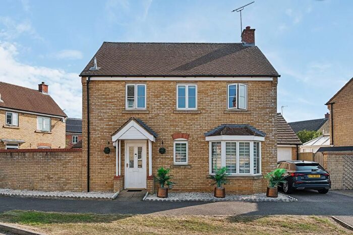 4 Bedroom Detached House For Sale In Bicester, Oxfordshire, OX26