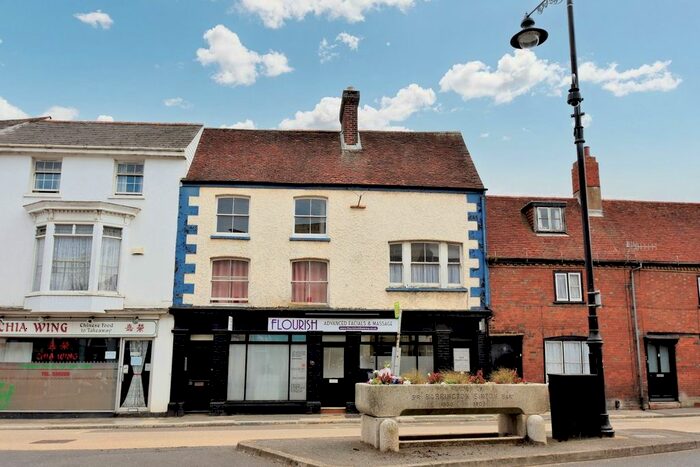 1 Bedroom Flat To Rent In Carisbrooke Road, Newport, PO30