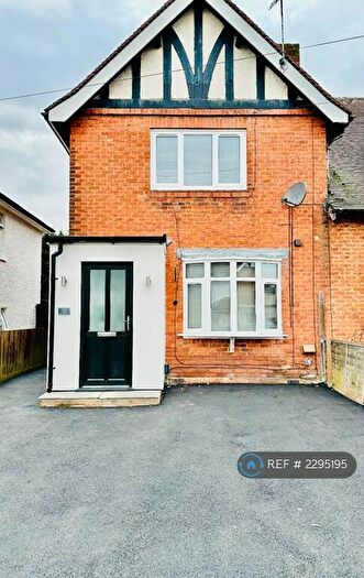 2 Bedroom Semi-Detached House To Rent In Alder Road, Southampton, SO16