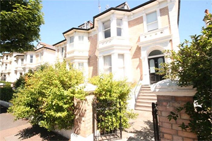 3 Bedroom Apartment To Rent In Denmark Villas, Hove, BN3