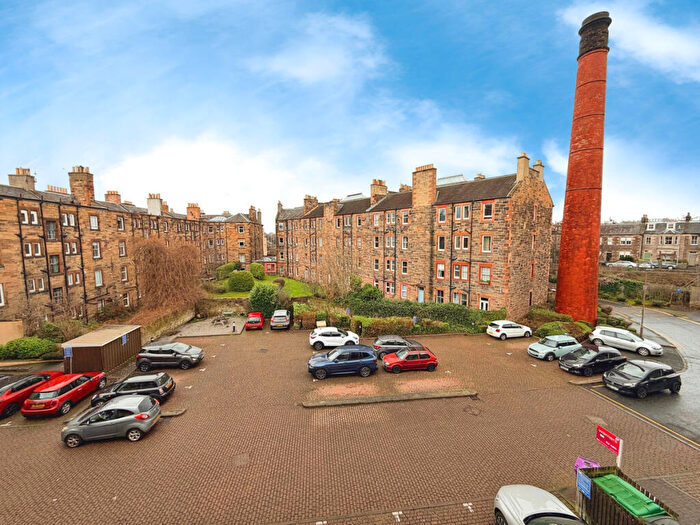 2 Bedroom Apartment For Sale In Hermand Crescent, Edinburgh, EH11