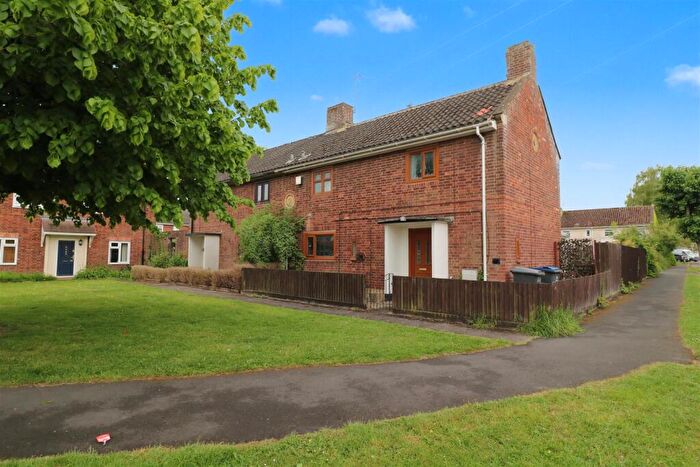 3 Bedroom Semi Detached House For Sale In Oldfield Park, Westbury, BA13