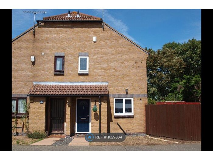 2 Bedroom Semi-Detached House To Rent In Hasted Close, Greenhithe, DA9