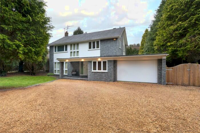 4 Bedroom Detached House For Sale In Slines Oak Road, Woldingham, Surrey, CR3