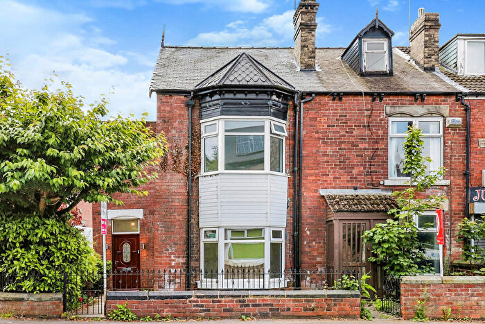 3 Bedroom Semi-Detached House To Rent In Station Road, Treeton, Rotherham, S60