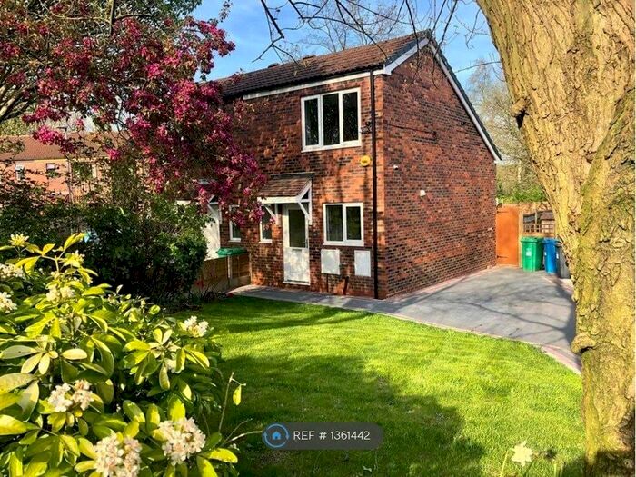1 Bedroom Semi-Detached House To Rent In Chime Bank, Manchester, M8