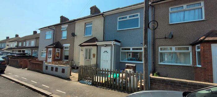 3 Bedroom Terraced House To Rent In Cowper Road, Rainham, London, RM13