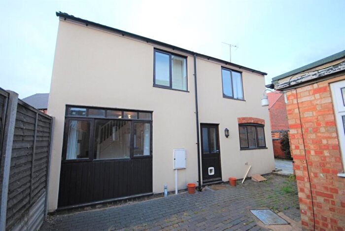 2 Bedroom Coach House To Rent In Main Street, Bilton, Rugby, CV22