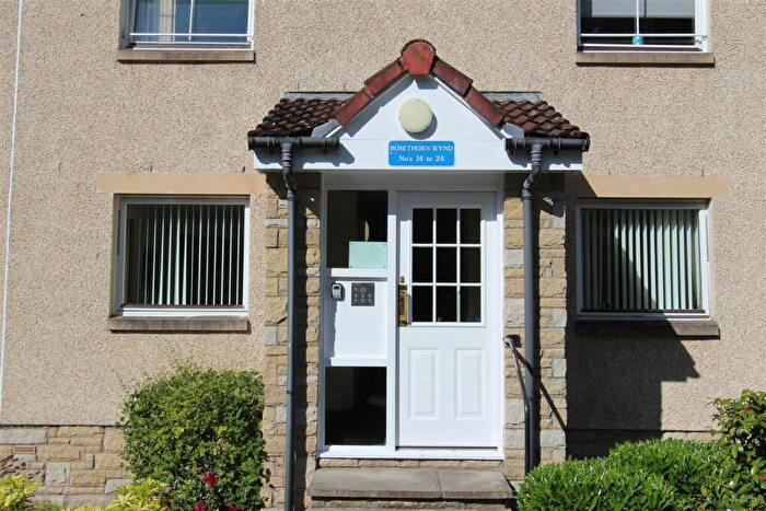 2 Bedroom Flat To Rent In Rosethorn Wynd, Garvock, Dunfermline, KY12