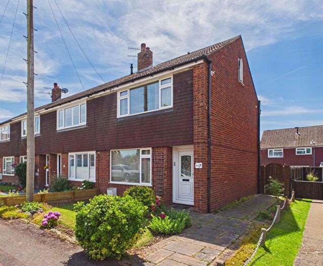 3 Bedroom End Terrace House For Sale In Little Chequers, Wye, Ashford, TN25
