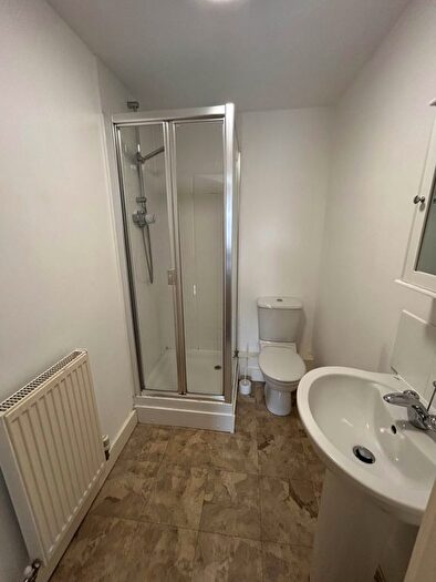 2 Bedroom Flat To Rent In Elphins Drive, Wilderspool Park, Warrington, WA4