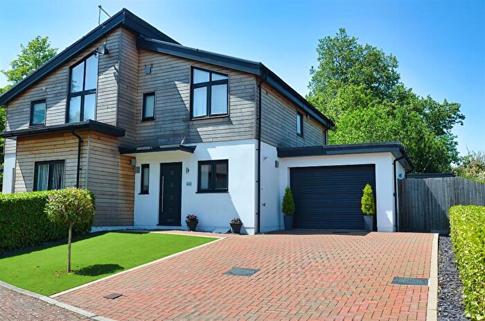 2 Bedroom Semi-Detached House For Sale In Ryde Outskirts, PO33