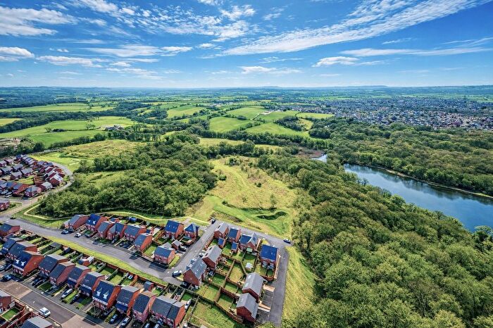 3 Bedroom Semi Detached House For Sale In Tulip Close, Chorley, PR7