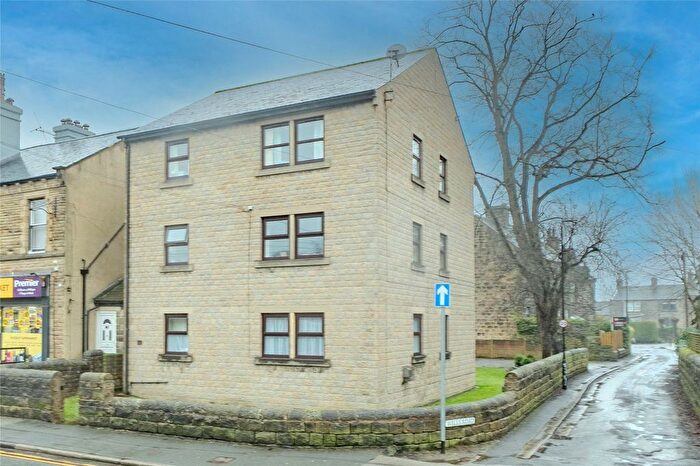 2 Bedroom Flat For Sale In Flat, Oxford Road, Guiseley, Leeds, West Yorkshire, LS20