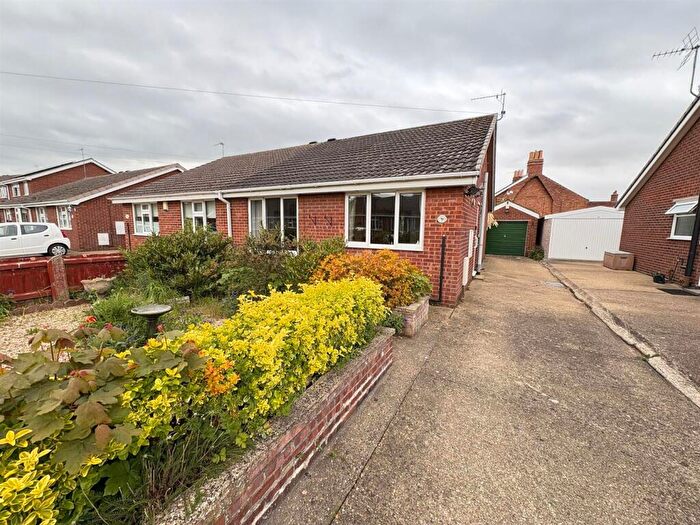 2 Bedroom Semi-Detached Bungalow For Sale In Priory Close, Louth, LN11
