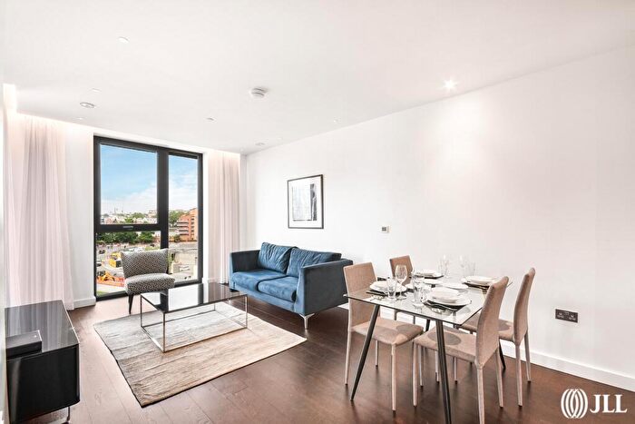 2 Bedroom Apartment To Rent In The Residence London, SW11