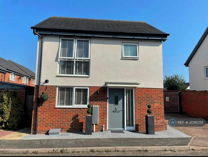 2 Bedroom Detached House To Rent In North Lane, Gravesend, DA11