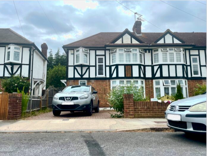 3 Bedroom House To Rent In Cardinal Avenue, North Kingston, KT2
