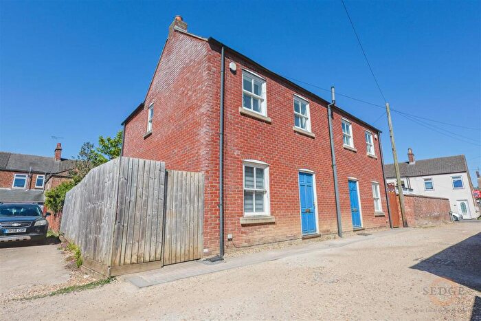 2 Bedroom Semi-Detached House For Sale In Holbeach, PE12