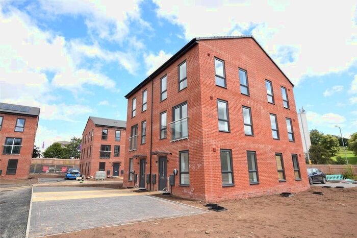 2 Bedroom Town House To Rent In Copper Beech Court, Cookridge, Leeds, LS16