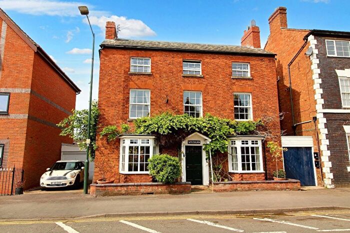 5 Bedroom Detached House For Sale In Warwick Road, Warwick, CV35