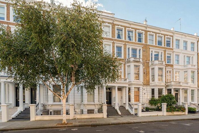 Studio To Rent In Longridge Road, London, SW5