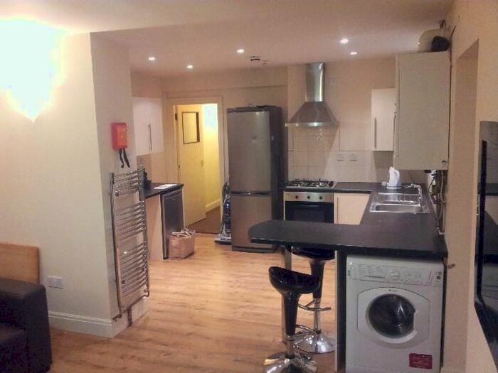 5 Bedroom Terraced House To Rent In Tiverton Road, Selly Oak, B29