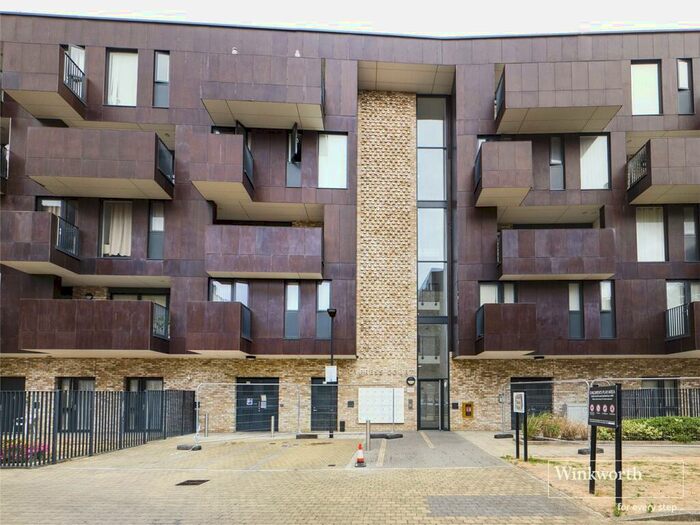 2 Bedroom Apartment To Rent In Alpine Road, London, NW9