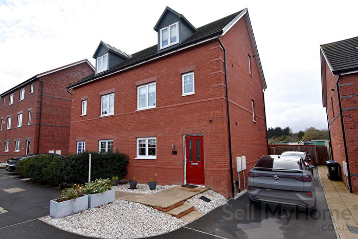 4 Bedroom Semi-Detached House For Sale In Notleyfield Close, Earl Shilton, Leicester, LE9