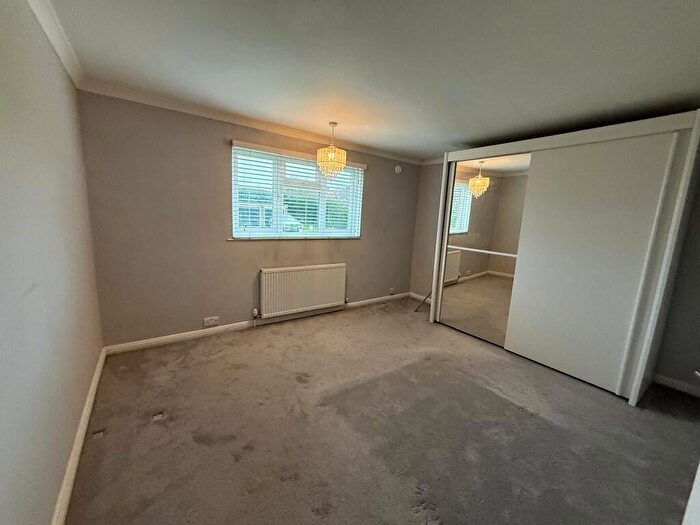 2 Bedroom Apartment To Rent In Underdown Road, Southwick, BN42