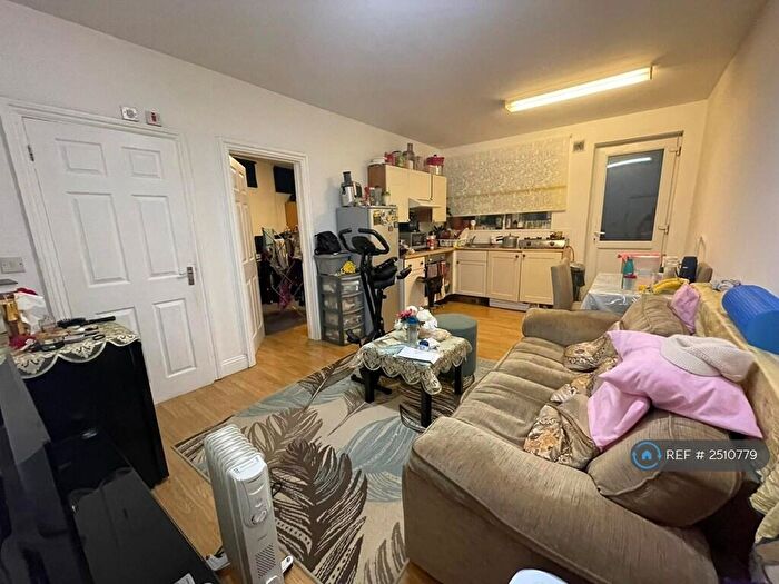 1 Bedroom Flat To Rent In Bounces Road, London, N9