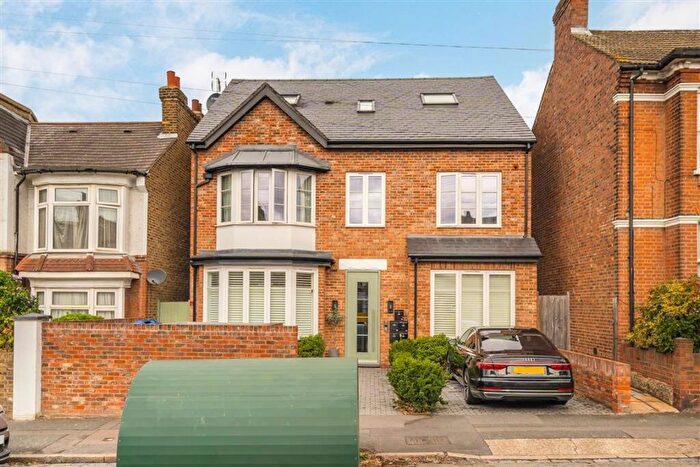 1 Bedroom Flat For Sale In Eastcombe Avenue, Charlton, SE7
