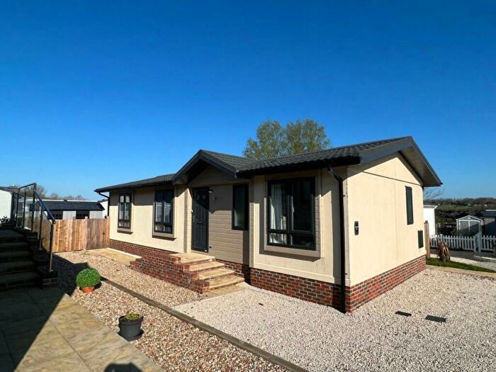 2 Bedroom Lodge For Sale In Station Road, Northiam, Rye, TN31